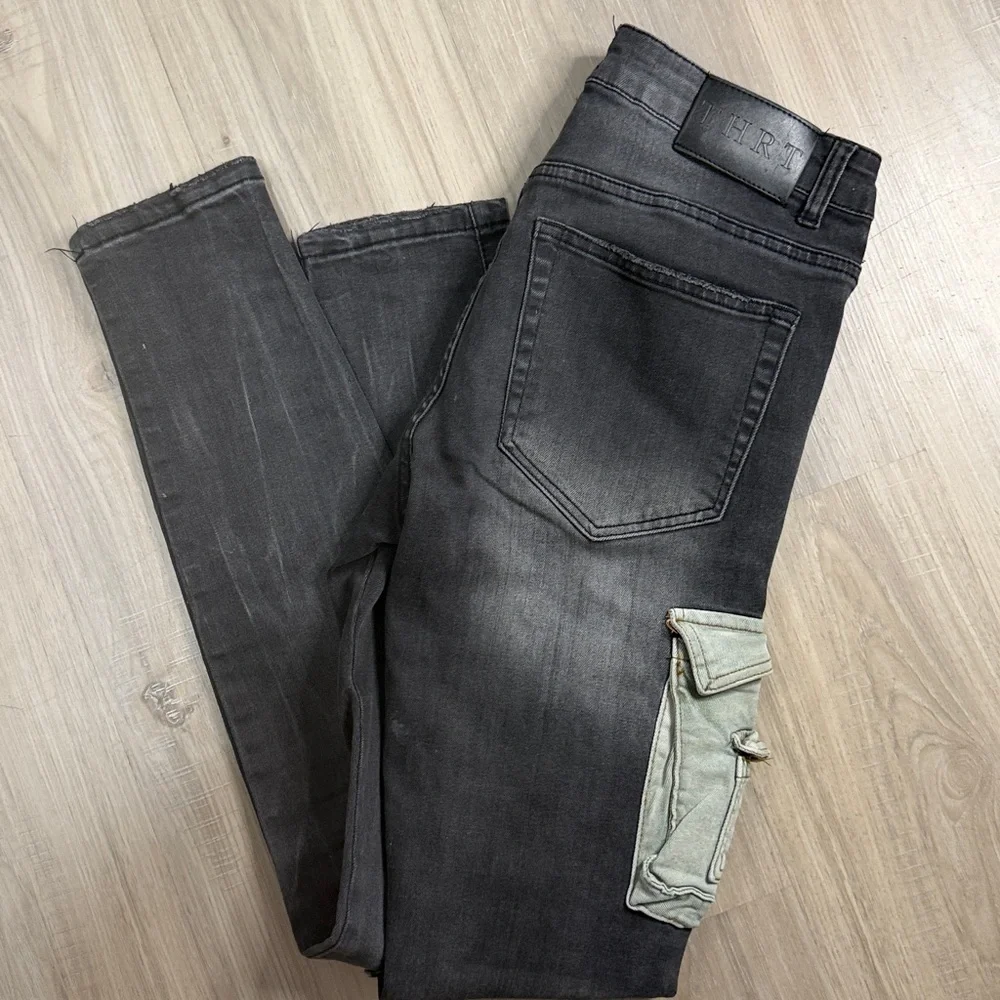 THRT Varsity Denim Cargo Jeans. Sz 32/32
